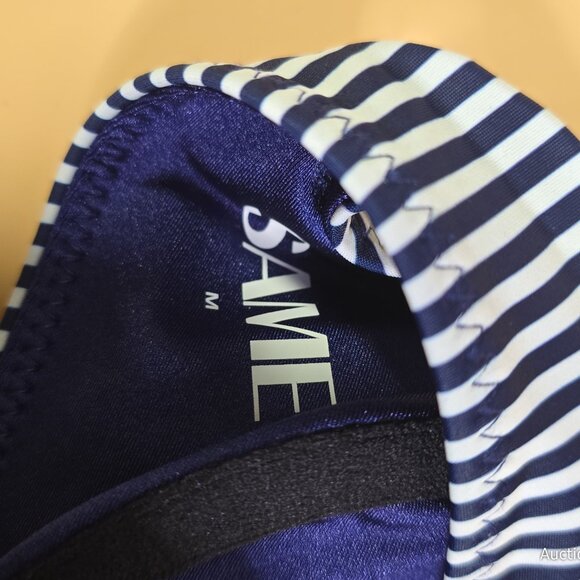 SAME Underwire Top - Picture 4 of 6